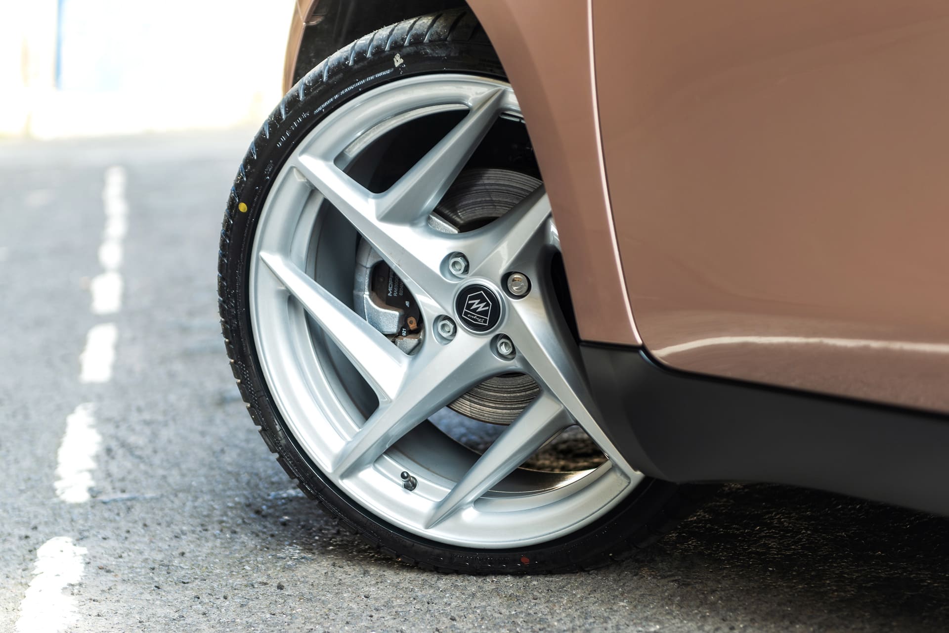 Designio Fiat 500e build