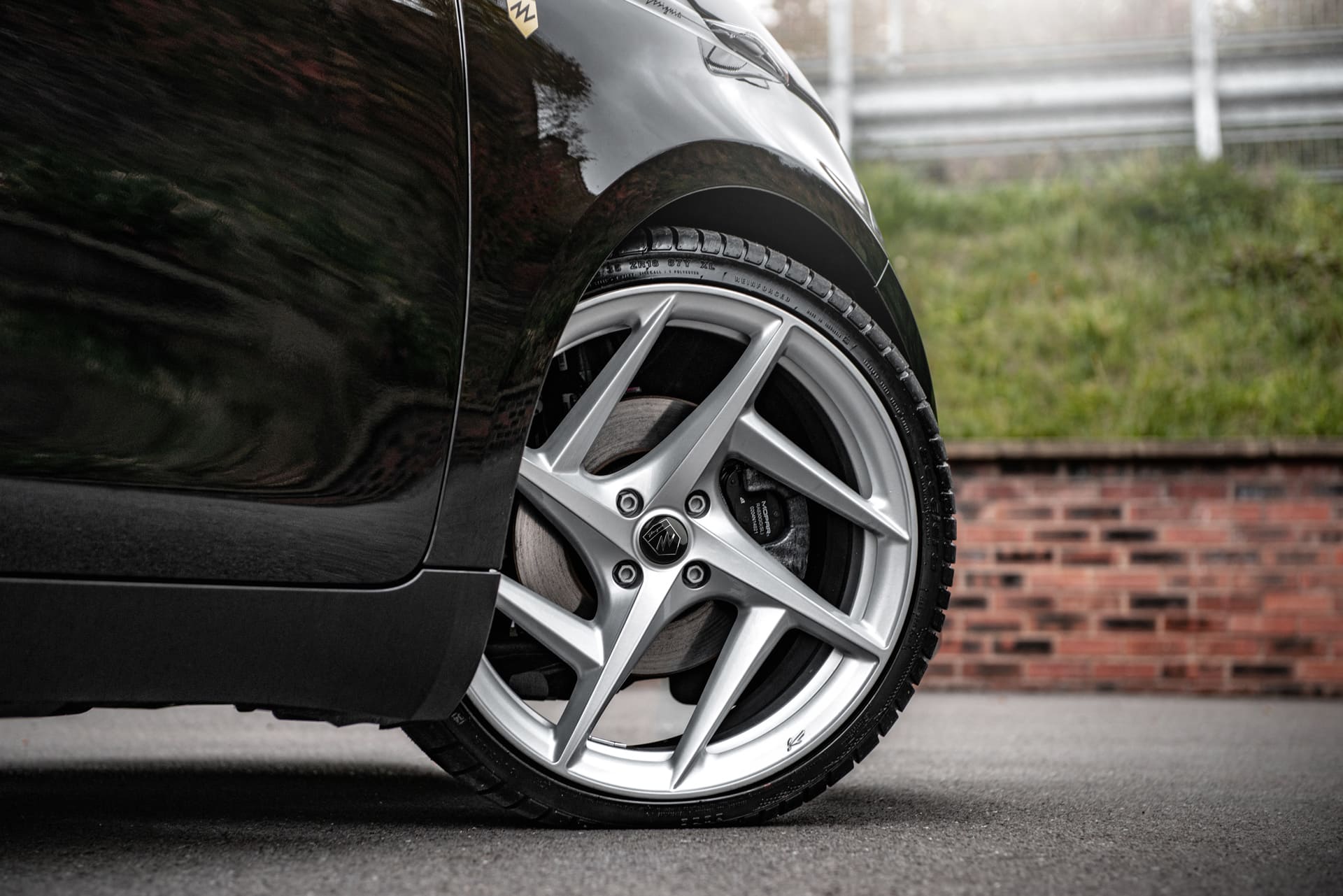 Designio centre cap detail