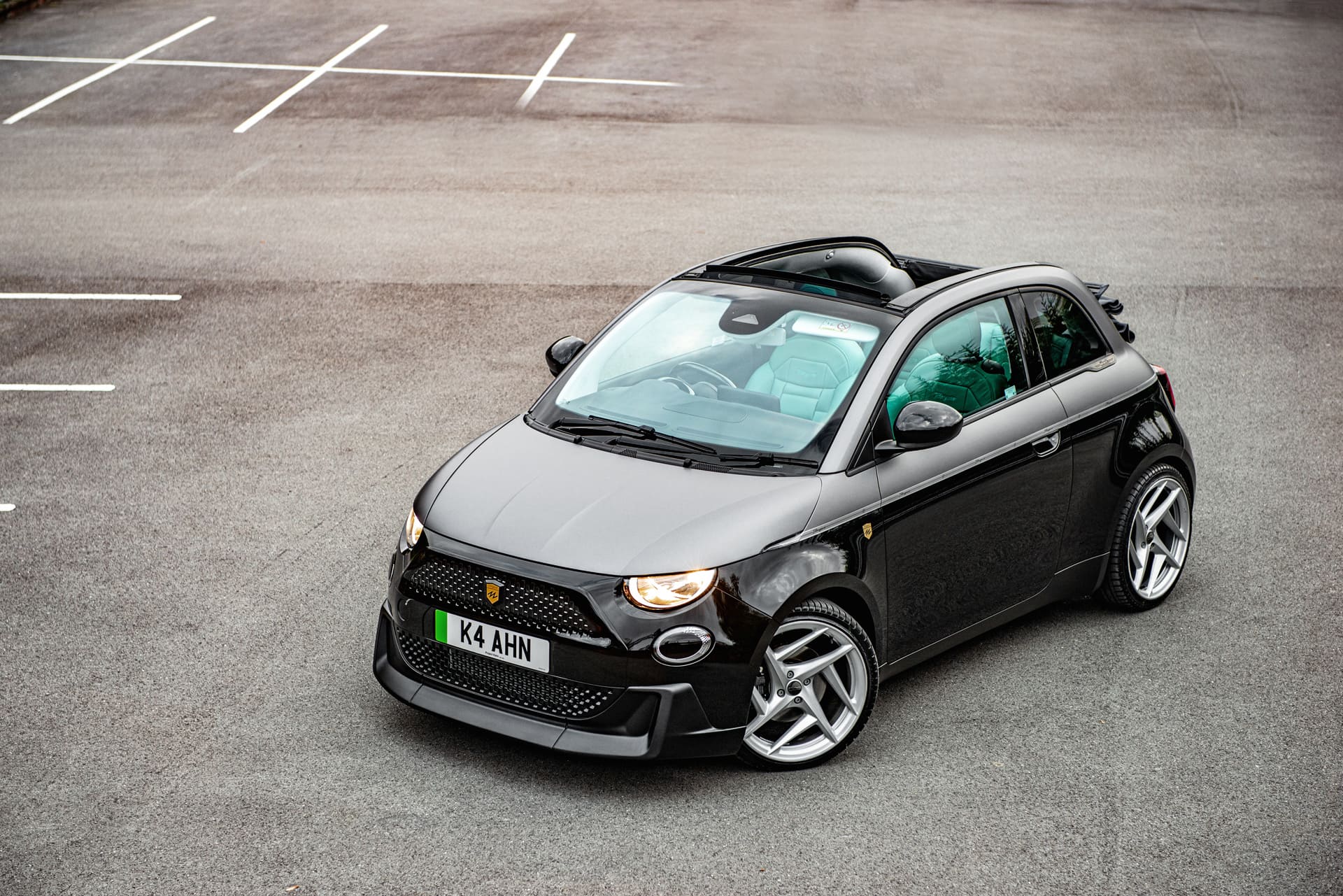 Designio centre cap detail