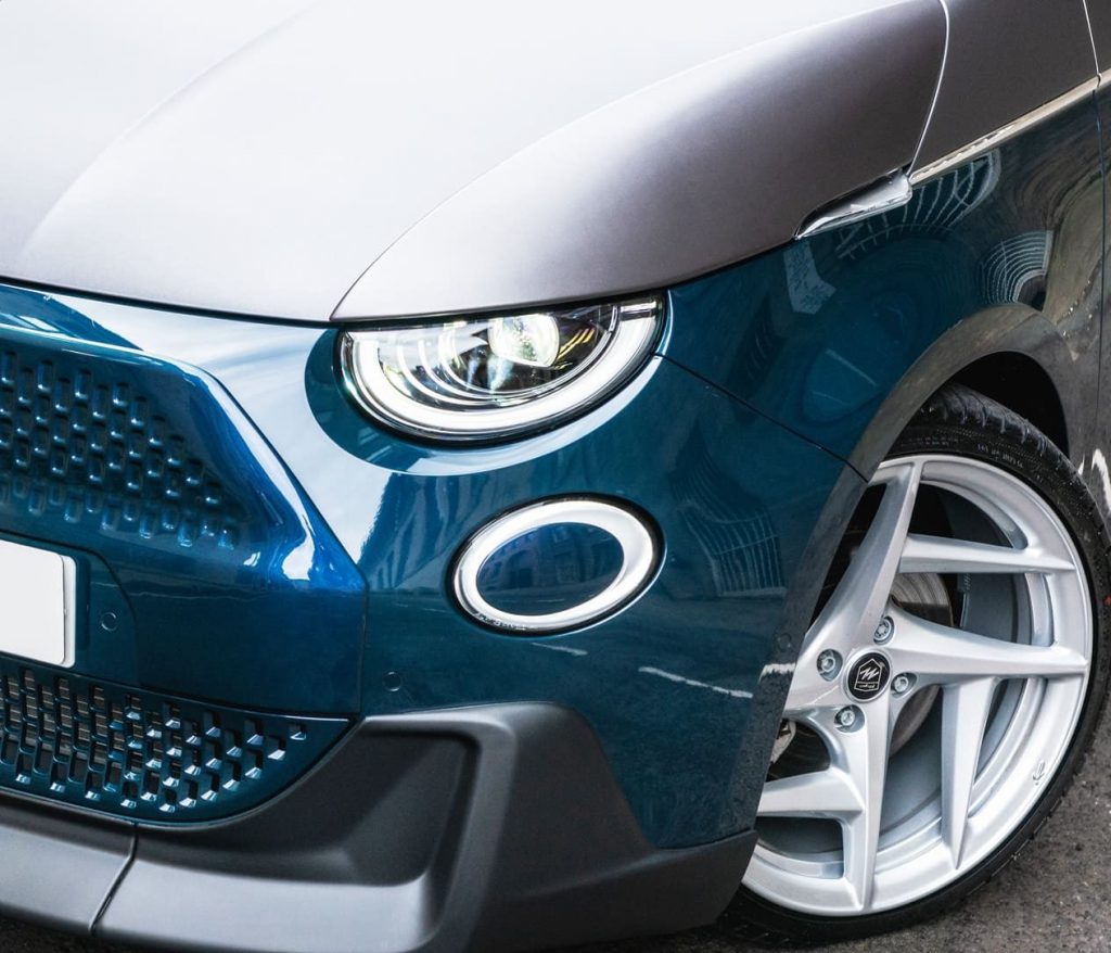 Designio forged alloy wheel on a Fiat 500e